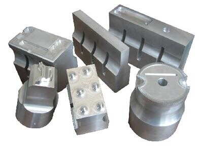 =东莞超声波焊接模具 塑焊机治具生产厂家 模具制作与设计